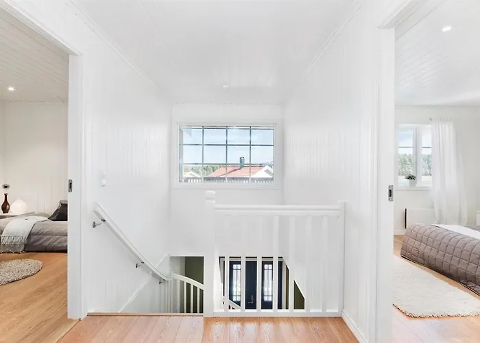 Villa Relax - Near Lillestrom, Ahus, Oslomet - Strommen, Lorenskog And Oslo Pansiyon