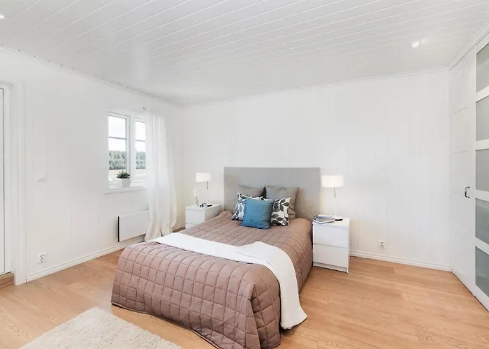 Villa Relax - Near Lillestrom, Ahus, Oslomet - Strommen, Lorenskog And Oslo *